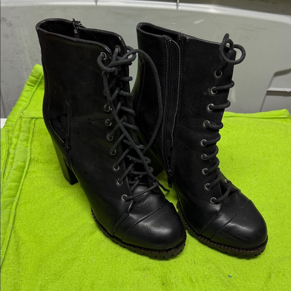 Report Black Lace-Up Heeled Ankle Boots